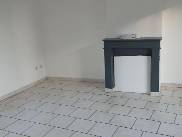 Location maison, 56.5 m² T 2 à Blérancourt, 540 €