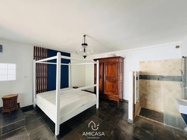 Location Maison 5 pièces 104m² ST GILLES LES HAUTS 97435