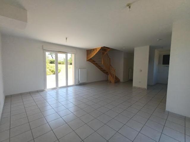 Location Maison 5 pièces 105 m2 Bonny sur Loire