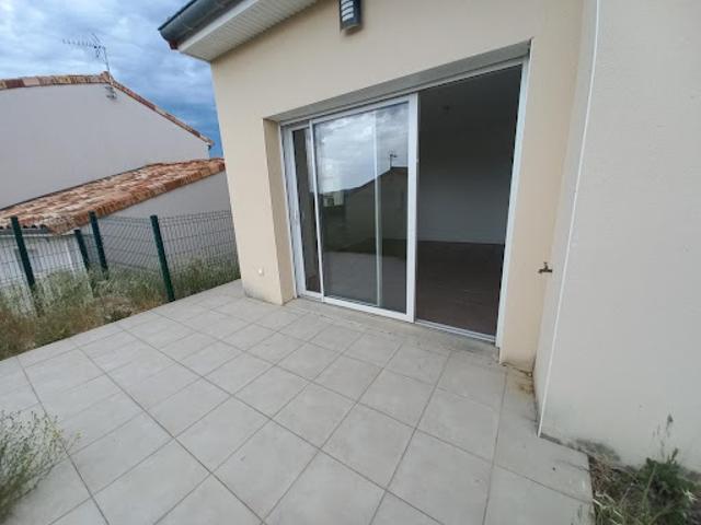 Location Maison 5 pièces 105 m2 La Garde Adhémar