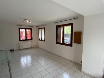 Location maison 5 pièces, 105.00m², Pontault Combault