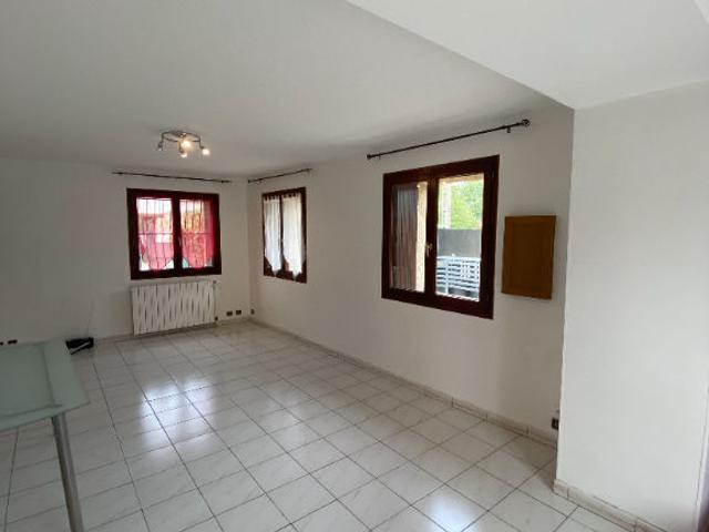 Location maison 5 pièces, 105.00m², Pontault Combault