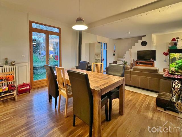 Location Maison 5 pièces 105m² CHEVREUSE 78460