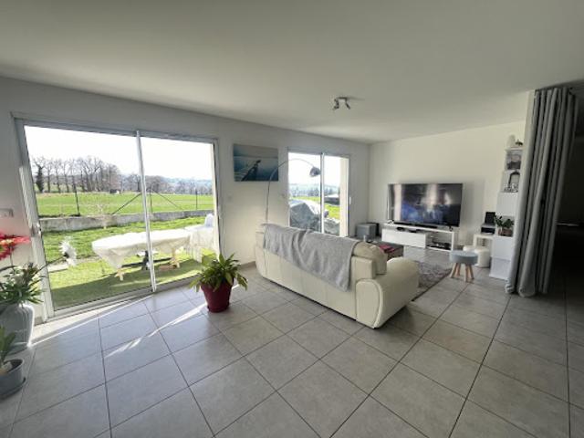 Location Maison 5 pièces 106.46 m2 Aveizieux