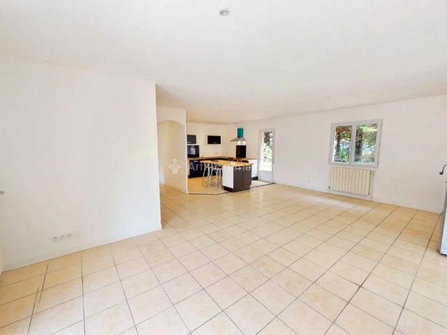 Location Maison 5 pièces 108 m2 à Vienne