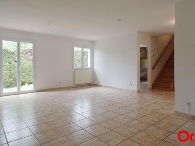 Location Maison 5 pièces 109 m2 Feyzin