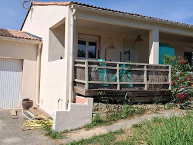 Location Maison 5 pièces 100 m2 Barjac