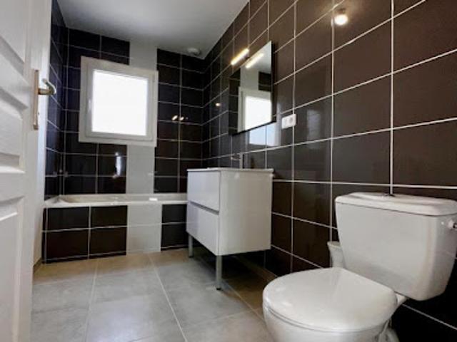 Location Maison 5 pièces 100 m2 Perrigny lès Dijon