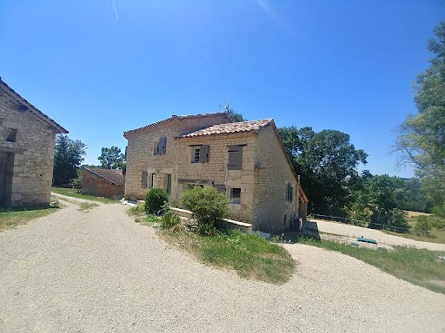 Location Maison 5 pièces 100.88 m2 Montalzat