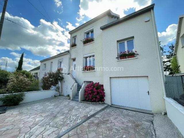 Location Maison 5 pièces 103 m2 à Saint Avertin