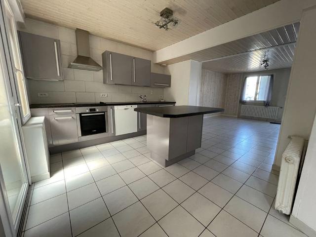 Location maison 5 pièces, 103.00m², Le Bignon