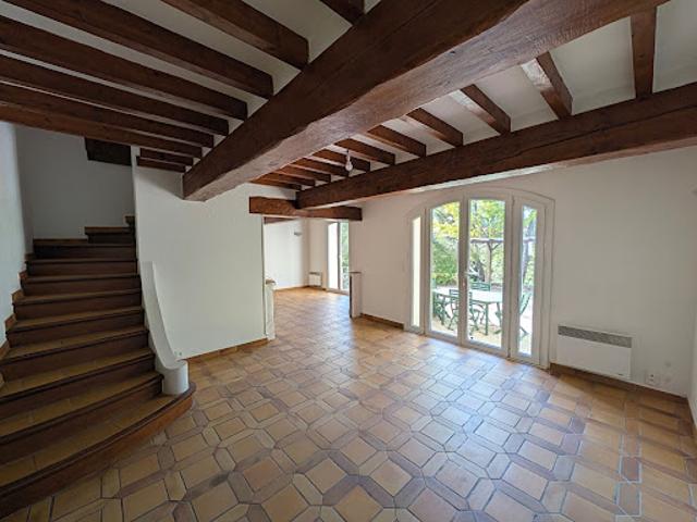 Location Maison 5 pièces 114.51 m2 Eguilles