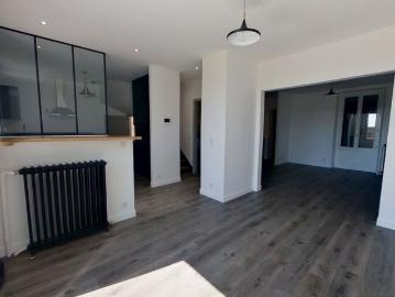 Location Maison 5 pièces 114m²