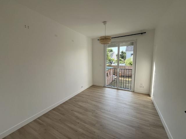 Location Maison 5 pièces 116m² Y 80190