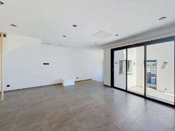 Location Maison 5 pièces 117m² ROCHEFORT DU GARD 30650