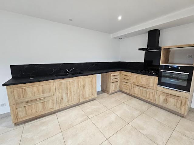 Location Maison 5 pièces 118.58 m2 Saint Savinien