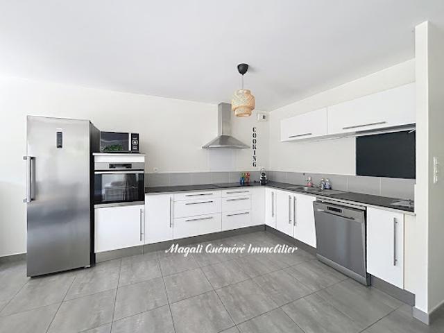 Location Maison 5 pièces 119.6 m2 Saint Jacques de la Lande