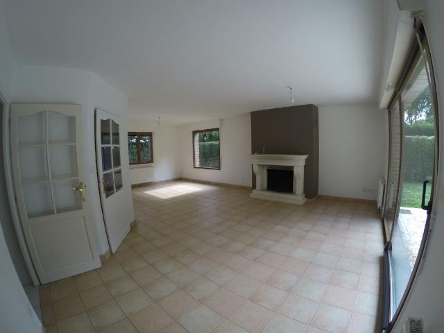 Location Maison 5 pièces 119m² VERLINGHEM 59237