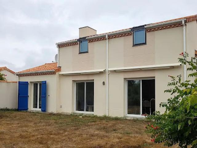 Location Maison 5 pièces 110 m2 Sainte Luce sur Loire