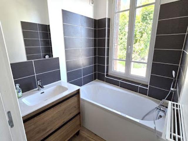 Location Maison 5 pièces 112 m2 Bourg Achard