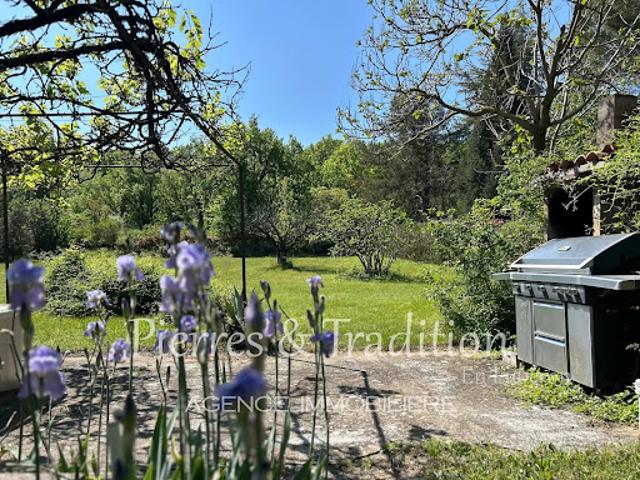 Location Maison 5 pièces 112 m2 Saignon