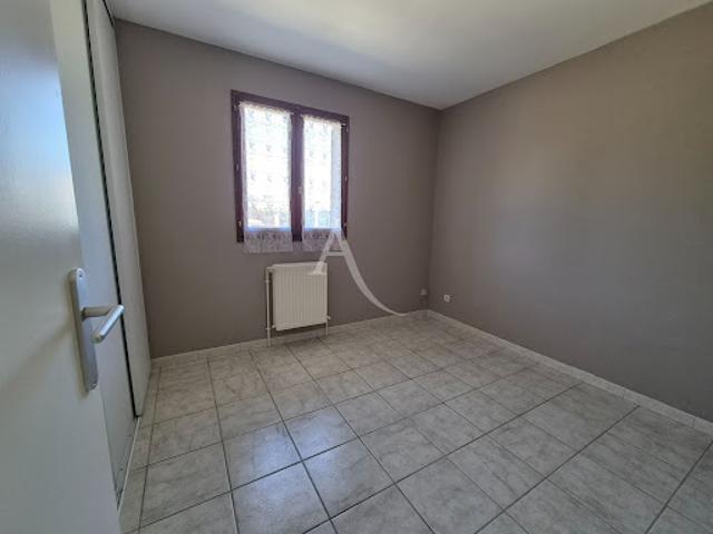 Location Maison 5 pièces 112.2 m2 Longchamps
