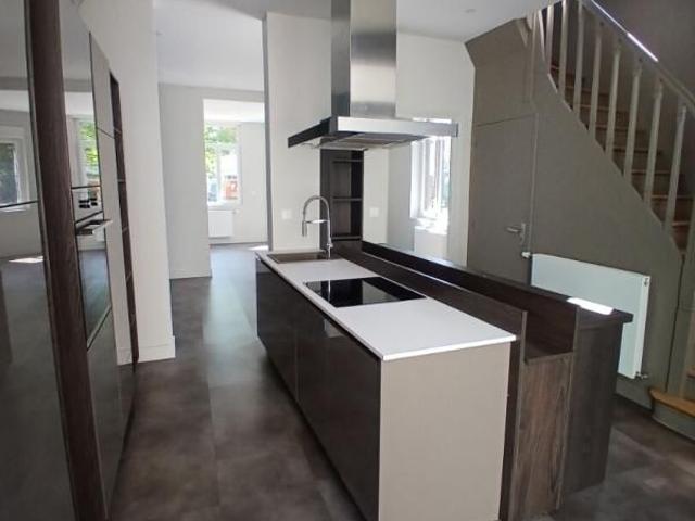 Location Maison 5 pièces 112m² LA MADELEINE 59110