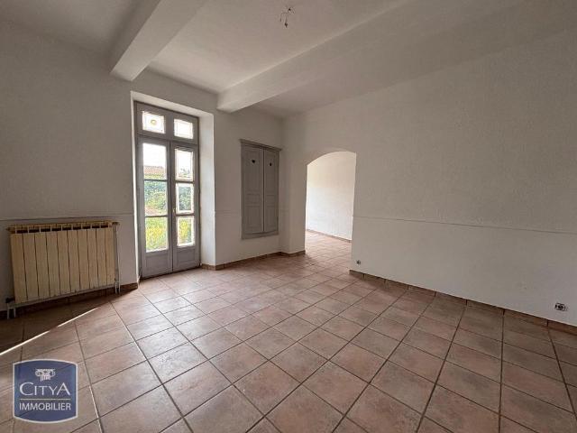 Location Maison 5 pièces 111m² PIOLENC 84420