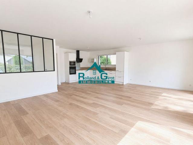 Location Maison 5 pièces 113m²