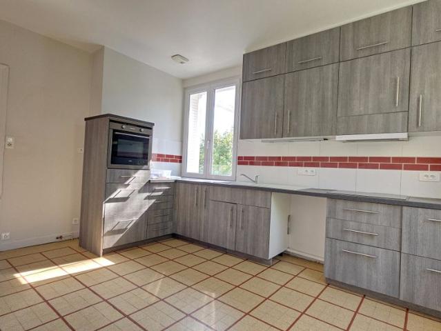 Location Maison 5 pièces 113m² BEAUMONT 63110