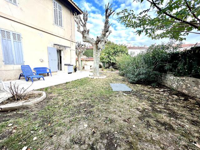 Location Maison 5 pièces 124 m2 Marseille 10ème