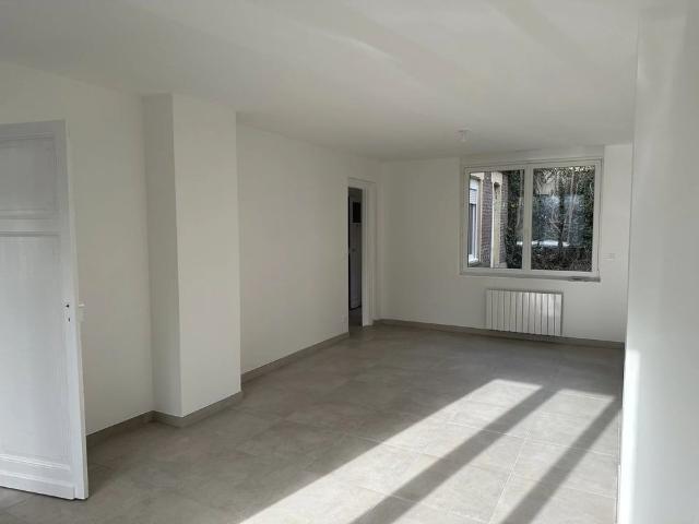 Location Maison 5 pièces 124 m2 à Saint Quentin