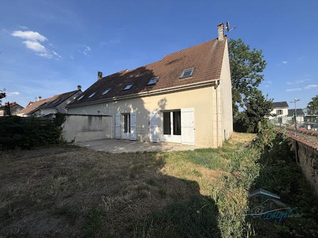 Location Maison 5 pièces 124 m2 Etrechy