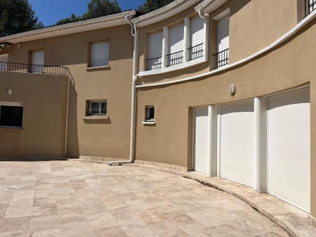 Location Maison 5 pièces 124.74 m2 Saint Clément de Rivière
