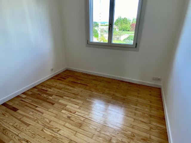 Location Maison 5 pièces 125 m2 Mours Saint Eusèbe