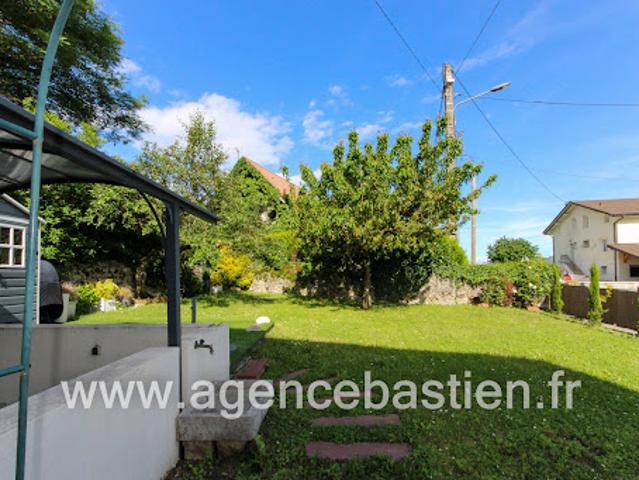 Location Maison 5 pièces 126 m2 Divonne les Bains