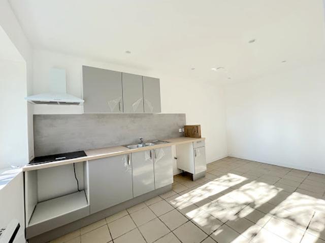 Location Maison 5 pièces 129.32 m2 Blaye