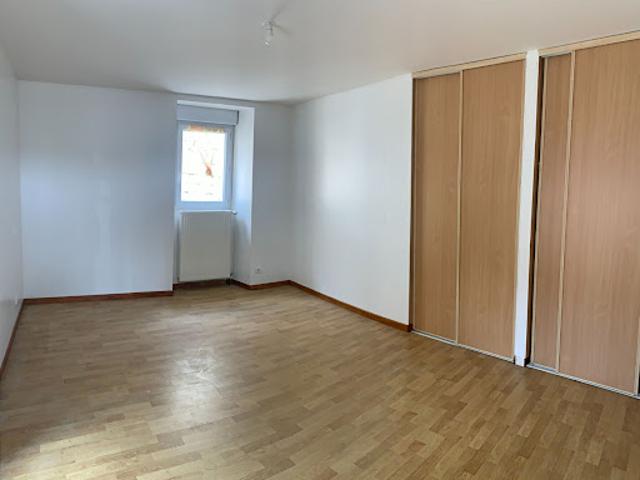 Location Maison 5 pièces 120 m2 Montpezat de Quercy
