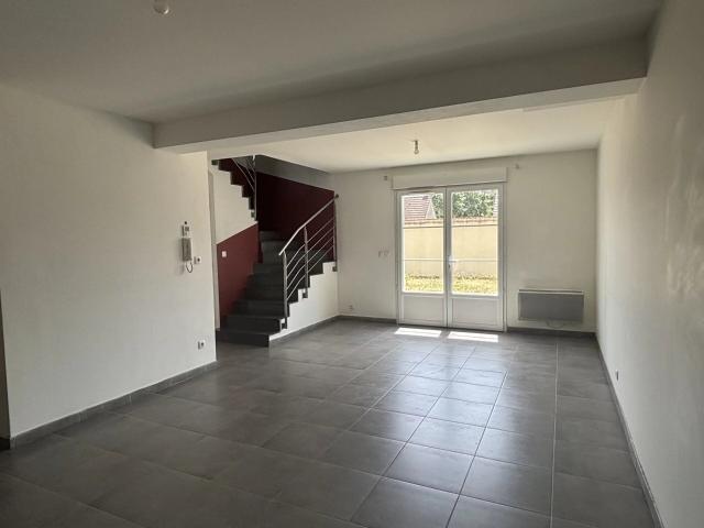 Location Maison 5 pièces 121 m2 à Fontaine la Guyon