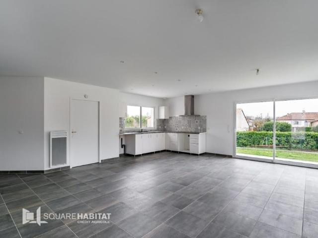 Location Maison 5 pièces 121m² AMBARES ET LAGRAVE 33440