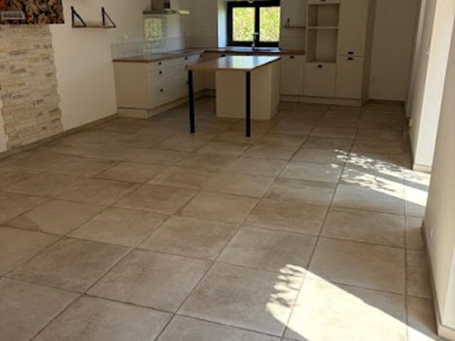 Location Maison 5 pièces 123 m2 Douzens