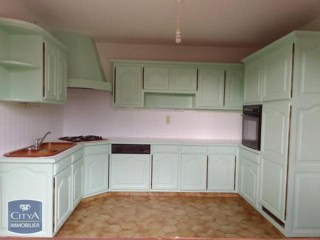 Location Maison 5 pièces 123m² CHANGE 72560
