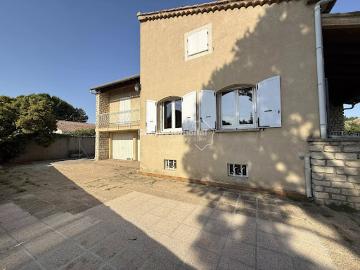 Location Maison 5 pièces 134.79 m2 Chateaurenard