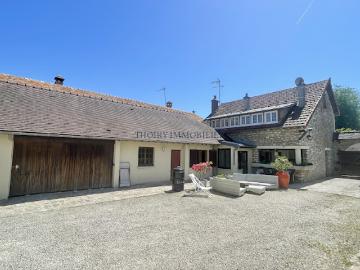 Location Maison 5 pièces 135 m2 Montfort l'Amaury