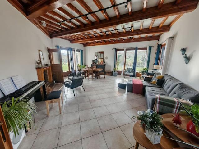 Location Maison 5 pièces 136 m2 Cellieu