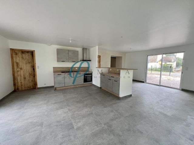Location Maison 5 pièces 136m² DRAIN 49530
