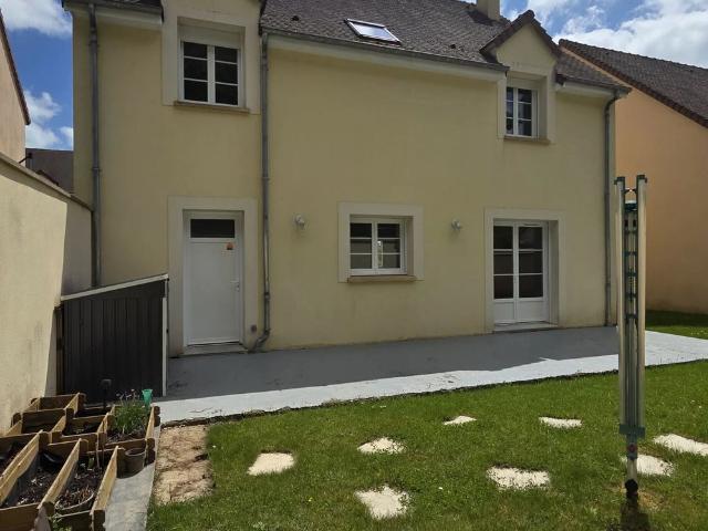 Location Maison 5 pièces 137 m2 à Fontaine la Guyon
