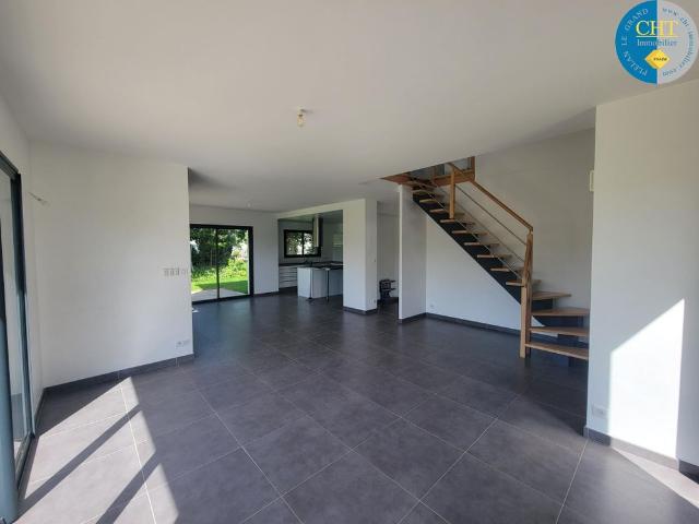 Location Maison 5 pièces 138m² PLELAN LE GRAND 35380