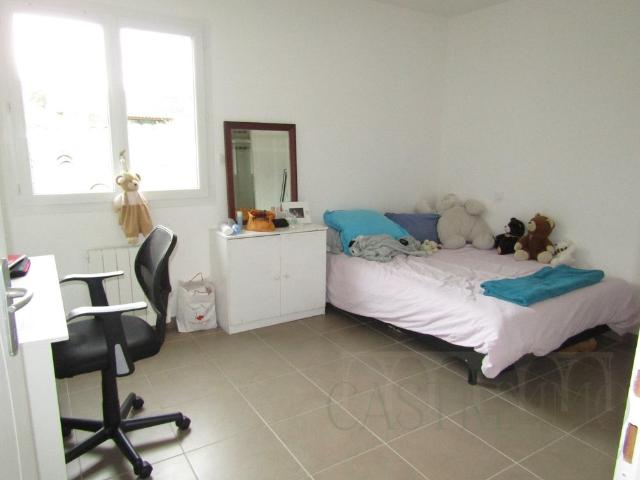 Location Maison 5 pièces 138m² SUSSARGUES 34160