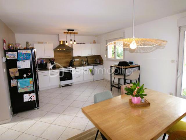Location Maison 5 pièces 139 m2 Perouse